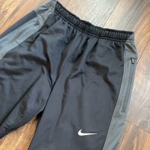 Men’s Nike Dri-Fit Sweatpants Size Medium